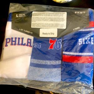 NBA 76ers socks